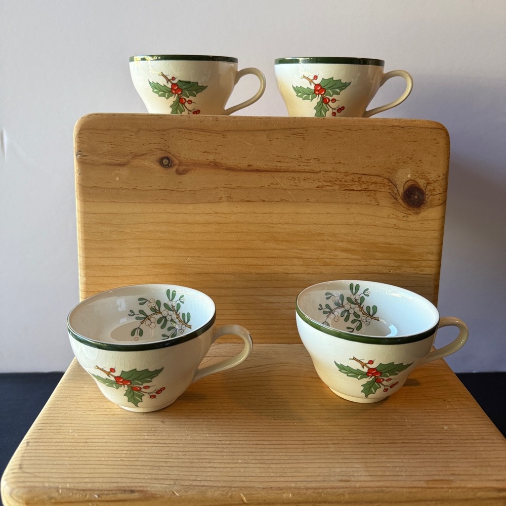 Vintage 70's Cuthbertson Original Christmas Tree Teacups Set of 4 (DISCONTINUED)